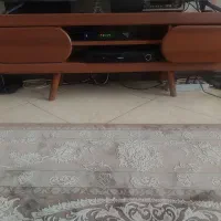 میز تلویزیون در حد نو