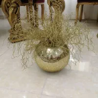 گل وگلدان