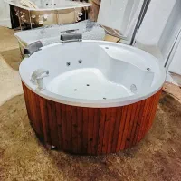 وان جکوزی ۳ نفره گرد ترمو مناسب فضای باز و بسته