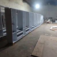 اوستا کار ماهر  واسه کار در تولیدی سرویس چوب