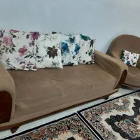 مبل خانگی ومیز