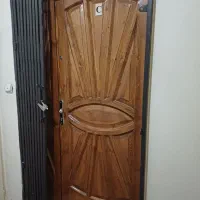 درب چوبی به همراه کرکره آکاردویی
