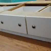 بدنه ی تخت