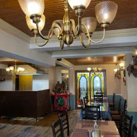 استخدام کمک آشپز جوان شیفت غروب (حقوق مناسب)