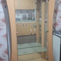 بوفه شیشه ای