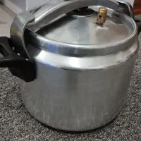 زود پز ده لیتری