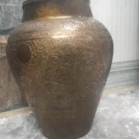 گلدان برنجی قدیمی