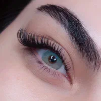 آموزش و ارائه خدمات اکستنشن مژه و لیفت مژه و ابرو