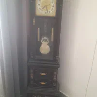 ساعت  ایستاده