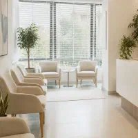 کارشناس ارتباط با مشتری