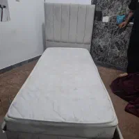 تختخواب یه نفر جنس عالی