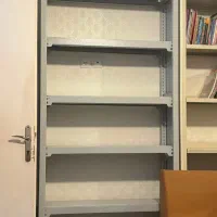 قفسه فلزی کتاب