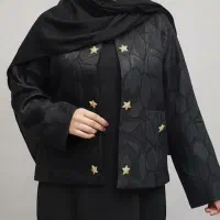 حراج تعدادی کت و مانتو به دلیل تک سایز شدن