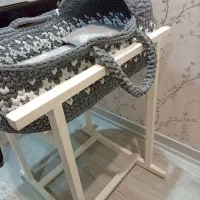 گهواره تخت کنار مادر