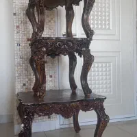 میز عسلی پلی‌استر سلطنتی و منبت‌کاری شده