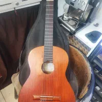 گیتار آنتونیو سزار