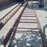 نردبان  دو پله ی ۴ ونیم متری لولایی و کرومیت