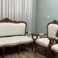 مبل صدامی