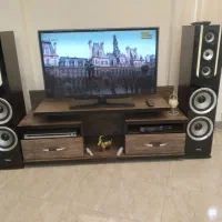 تلوزیون ۴۰ اینچ سامسونگ میز و میز نهار خوری ۸ نفره