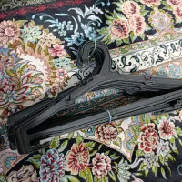 آویز لباس
