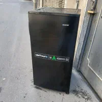 یخچال فریزر۹فوت ایستاکول مشکی دانشجویی کافه ای