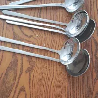ملاقه خورشت خوری