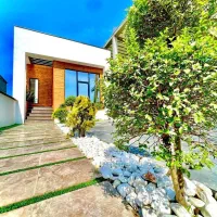 ویلاباغچه با روف گاردن//ویو کوه و جنگل