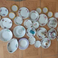 ظرف و ظروف چینی گل سرخی