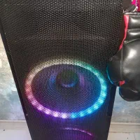 اسپیکر JBL با رقص نور