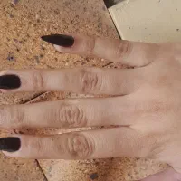 دستیار ناخن کار