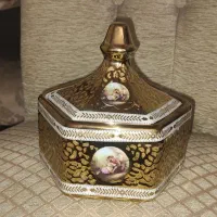 شکلات خوری. طلایی چروک