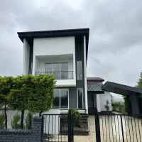 ویلا مدرن شهرکی / استخر