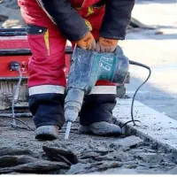 تخریب و کنده کاری با هلتی