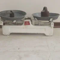 ترازو قدیمی ۲۰ کیلویی