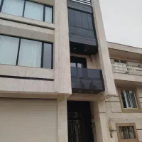 شیشه ریلی بالکن