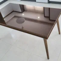 میز ناهارخوری کاملا نو
