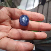 سنگ یاقوت کبود درشت