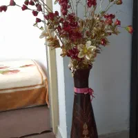 گل مصنوعی با گلدان