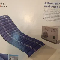 تخت بیمارستانی به همراه تشک مواج و تشک فوم