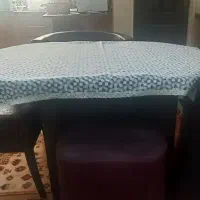 میز غذا خوردی