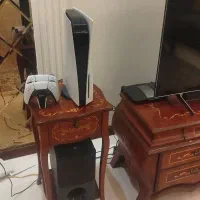 کنسول PS5 با ۲ دسته اصلی و پایه شارژر