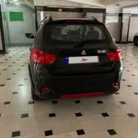 کوئیک R مشکی سقف قرمز 1400
