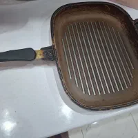 ماهیتابه گریل