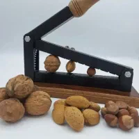 گردو شکن|خردکن، آسیاب، غذاساز|اصفهان, قهجاورستان|دیوار