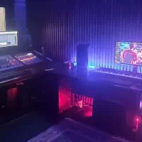 آموزش خوانندگی،آهنگسازی،گیتار استودیو آوای پارسی