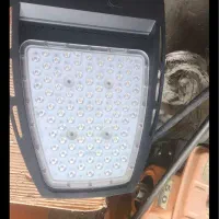 ۱۷عدد چراغ خیابانی ستاره ۳ نو و۱۶ پایه چراغ ۹ متری