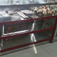 ویترین مغازه