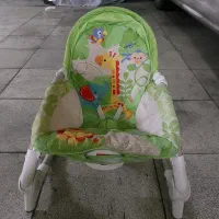 صندلی و گهواره کودک