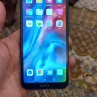 honor 8s