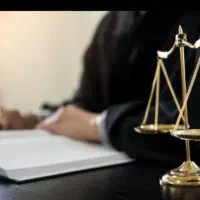 وکیل دادگستری